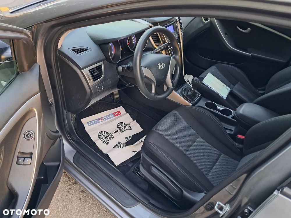 Hyundai i30 1.4 Trend - 6