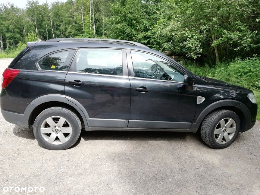 Chevrolet Captiva 2.0 4WD 5 Sitzer Automatik LT - 2