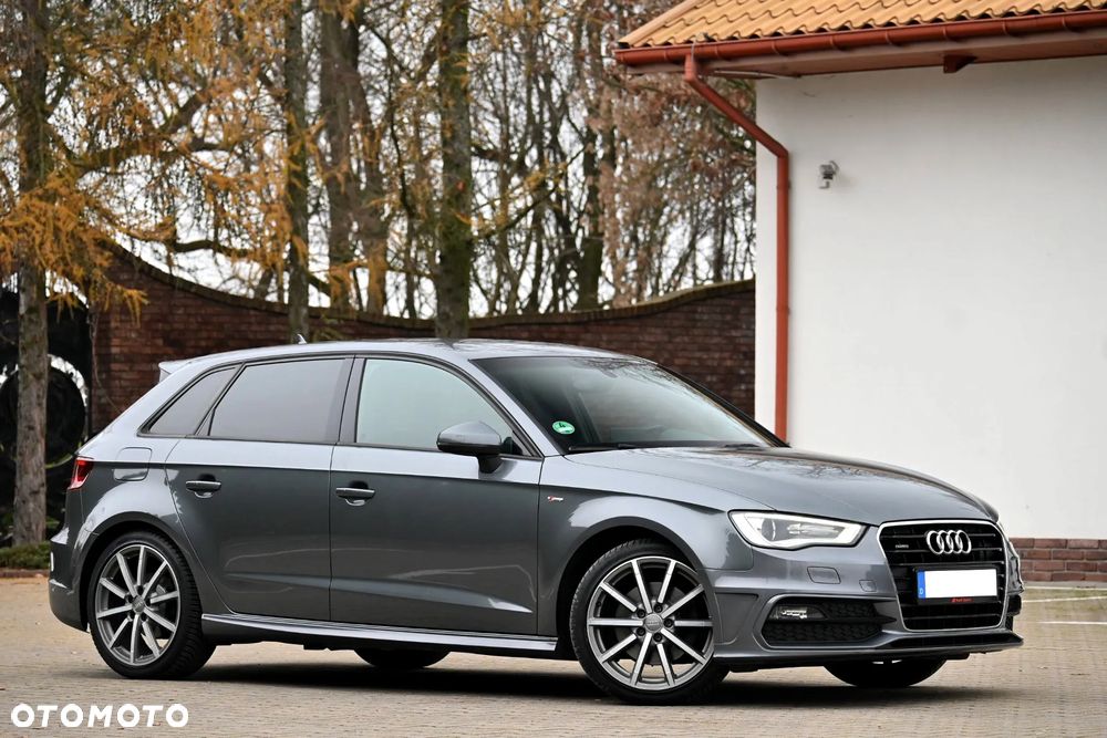 Audi A3 Sportback 2.0 TDI (clean diesel) quattro S tronic S line Sportpaket - 11