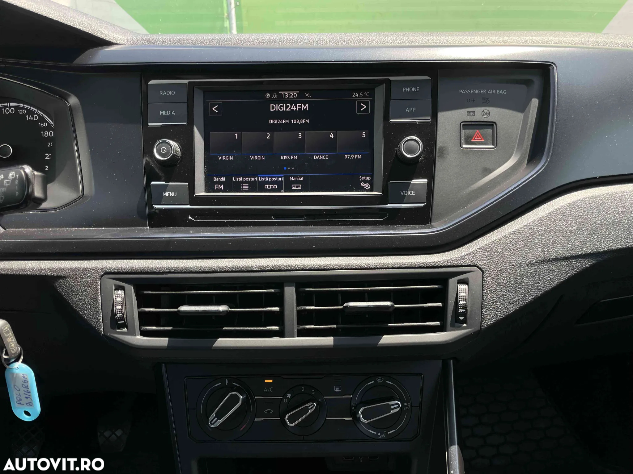 Volkswagen Polo - 12