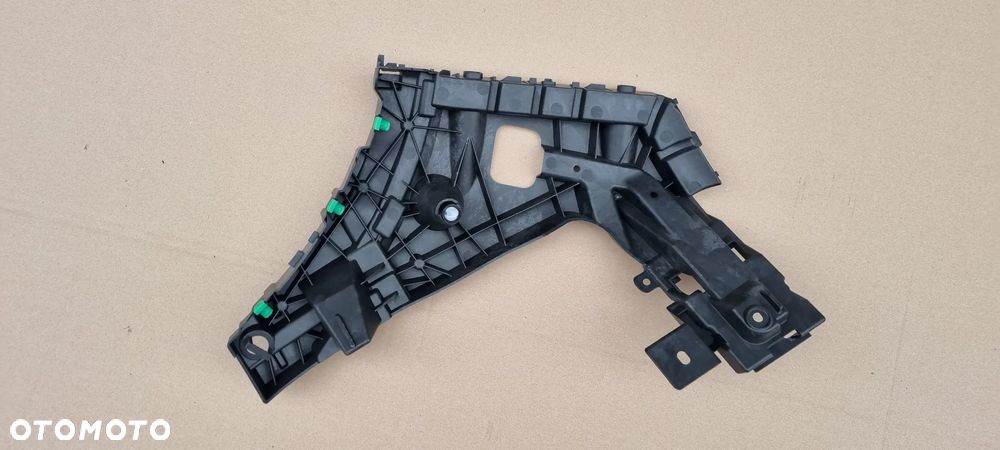 VOLVO XC40 2017- ślizg prawy zderzak tył oryginał - 2