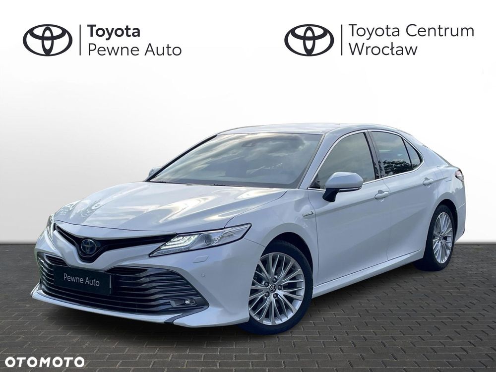 Toyota Camry 2.5 Hybrid Executive CVT - 1