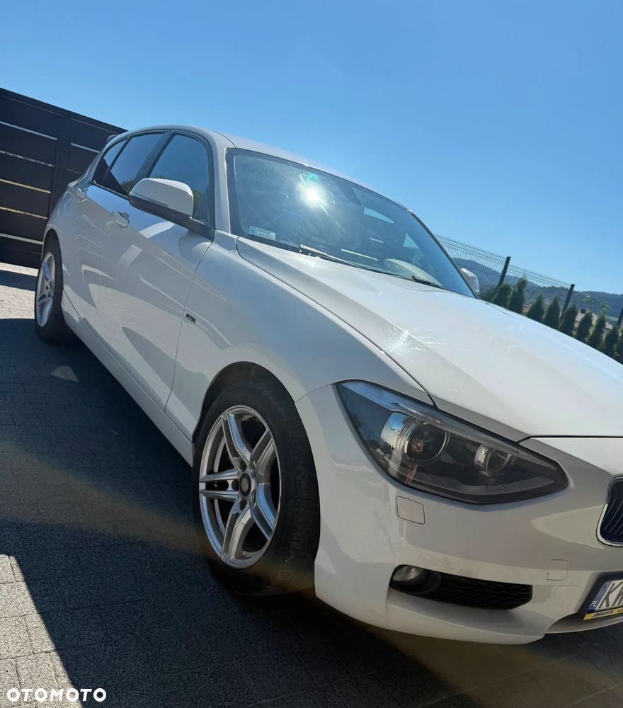 BMW Seria 1 116d Sport Line - 3