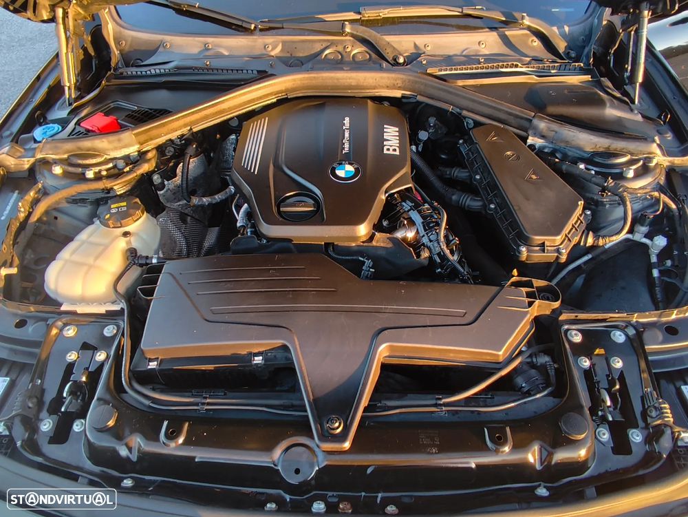 BMW 320 d Touring Line Luxury Auto - 17