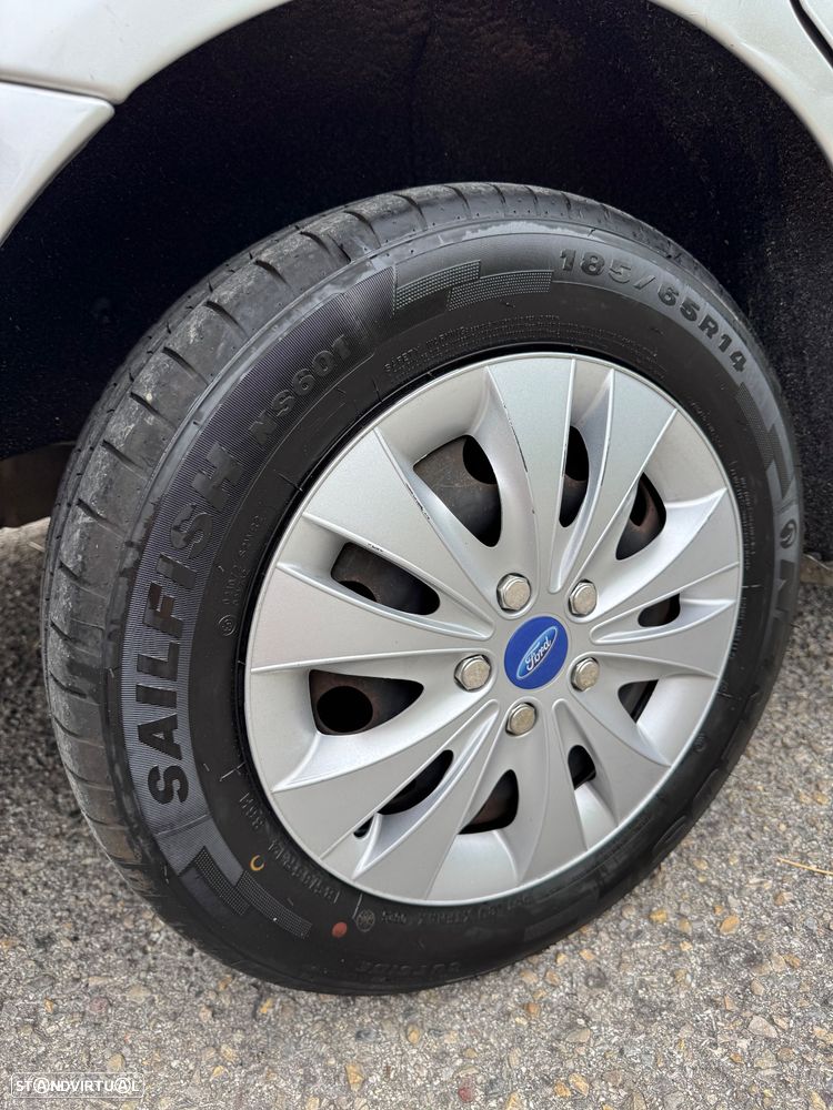 Ford Focus C-Max - 10