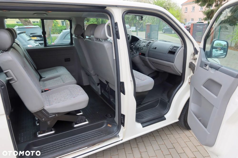 Volkswagen Transporter - 15