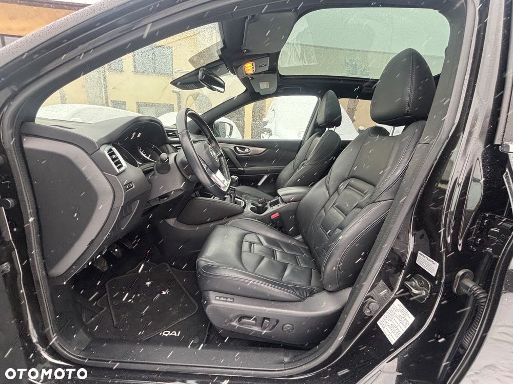 Nissan Qashqai 1.3 DIG-T TEKNA - 13