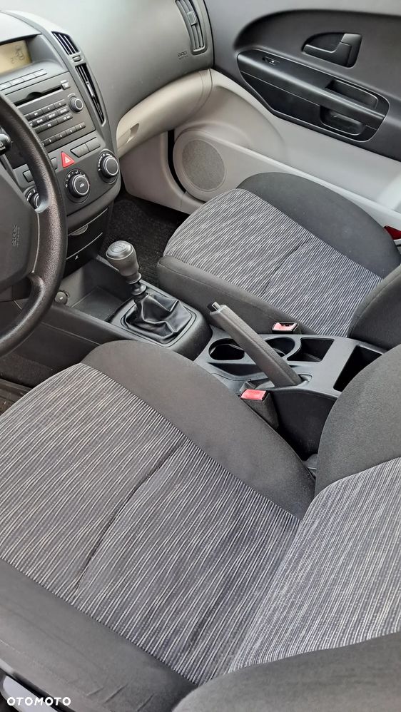 Kia Ceed 1.6 Crdi Comfort - 8