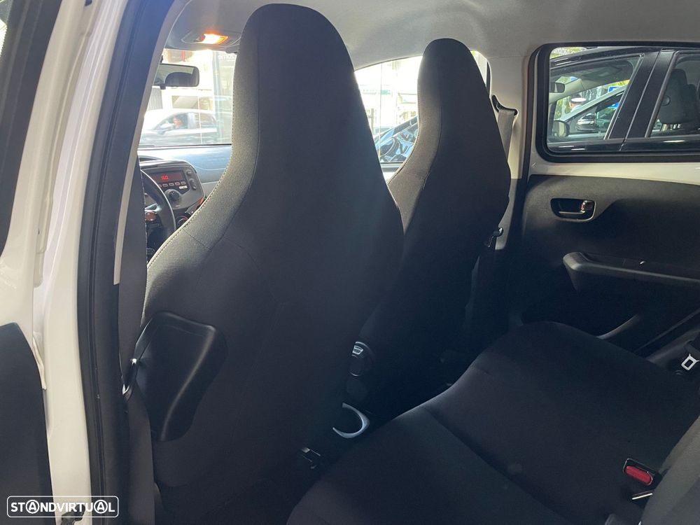 Peugeot 108 1.0 VTi Active - 12