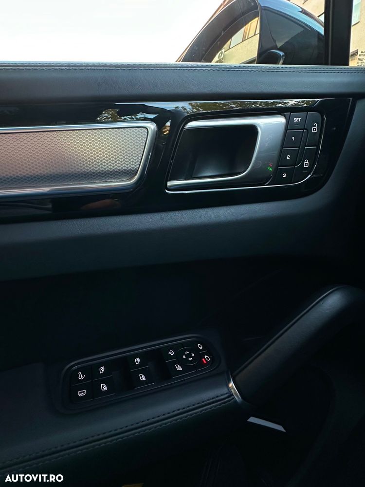 Porsche Cayenne E-Hybrid Tiptronic S Platinum Edition - 20