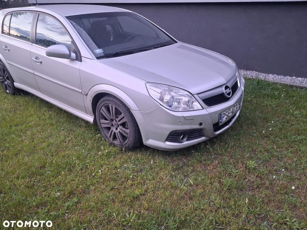 Opel Signum 1.9 CDTI Cosmo - 1