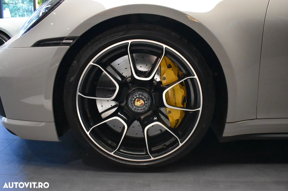Porsche 911-TURBO-S PDK - 18