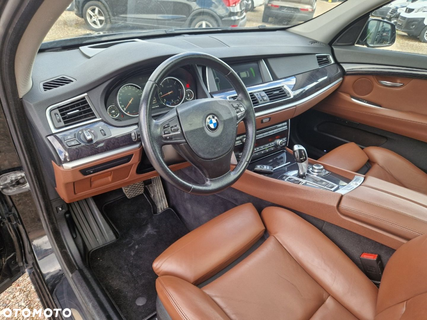 BMW 5GT - 6