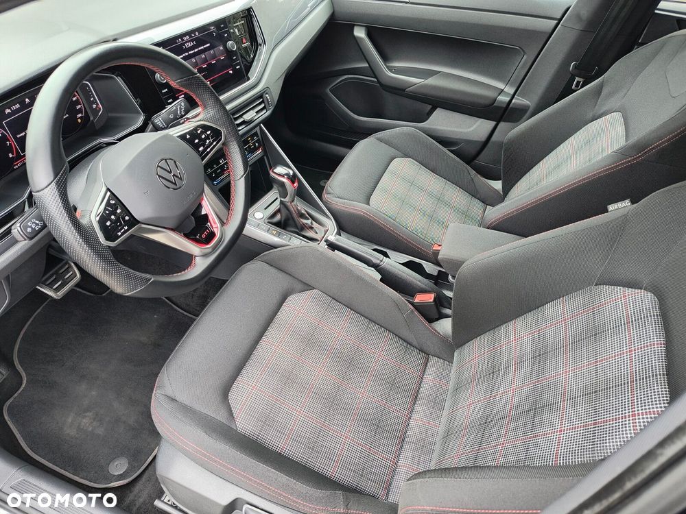 Volkswagen Polo - 13