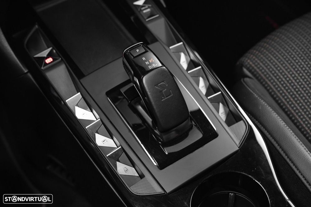 DS DS3 Crossback E-TENSE PERFORMANCE LINE - 30