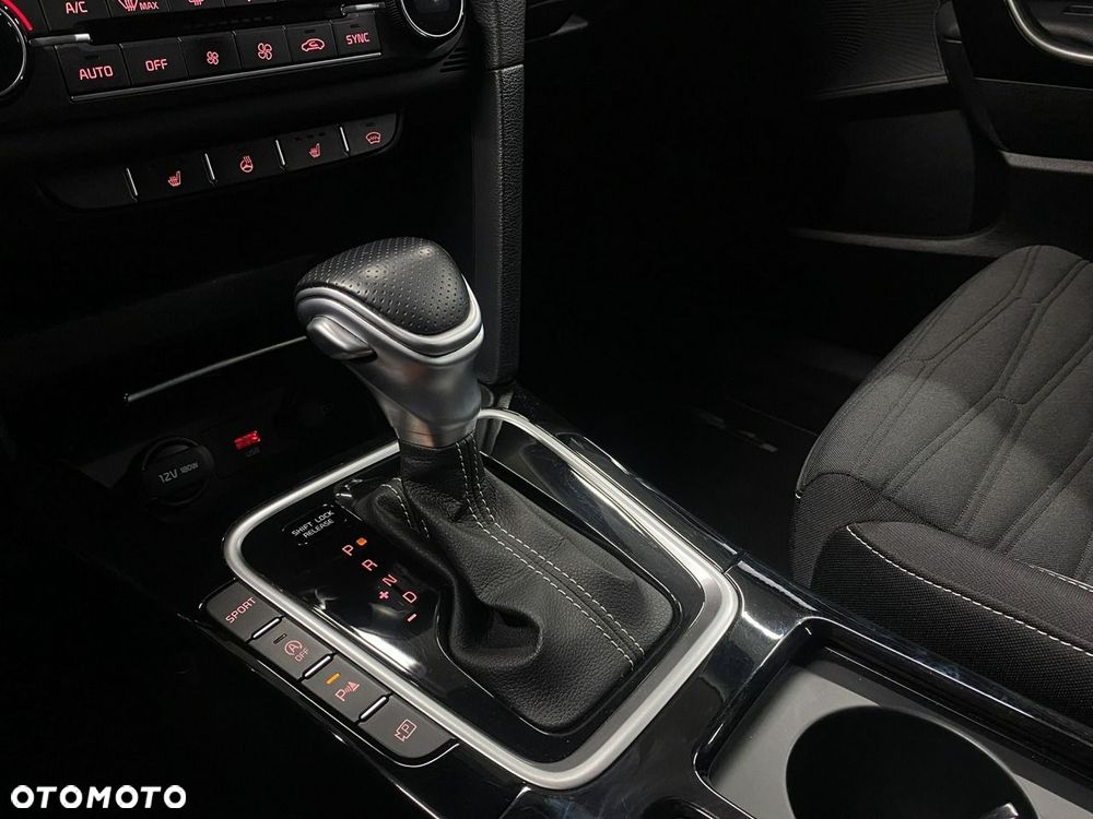 Kia ProCeed 1.5 T-GDI GT Line DCT - 34