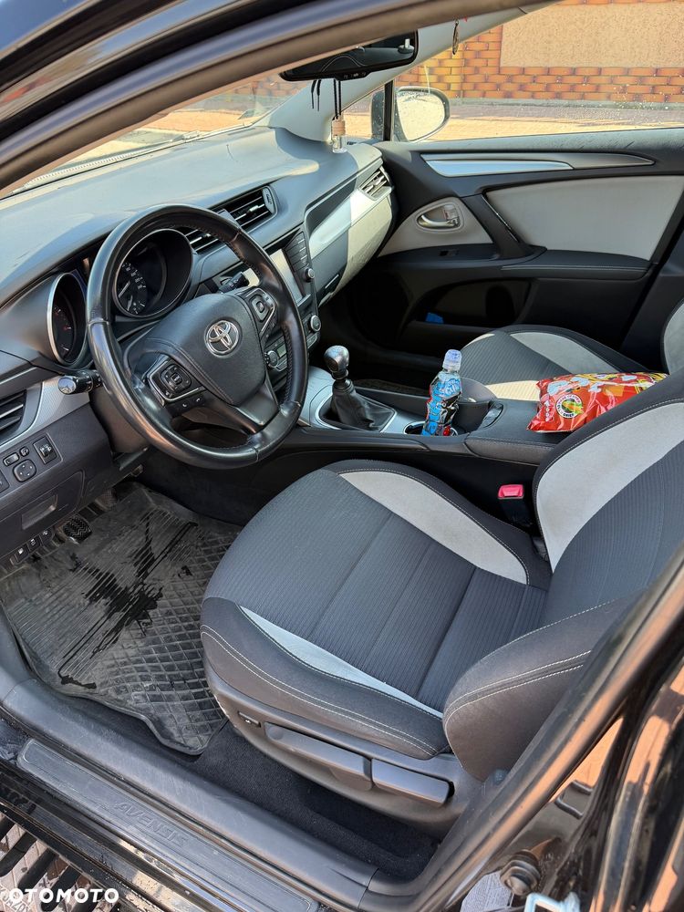Toyota Avensis Touring Sports 1.6 D-4D Comfort - 14