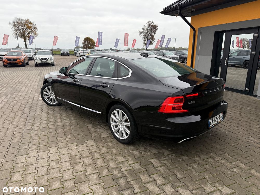 Volvo S90 D4 AWD Inscription - 4