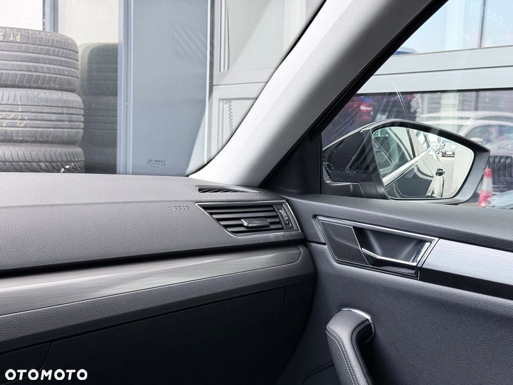 Skoda Superb 2.0 TDI SCR 4x4 Style DSG - 23