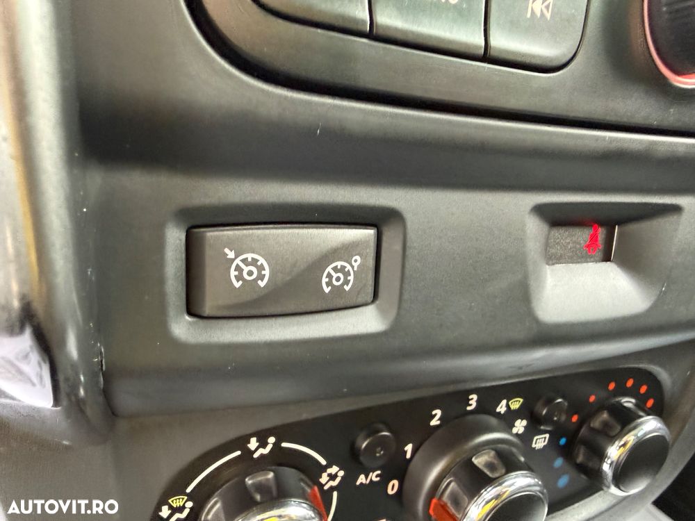 Dacia Duster SCe 115 4WD Prestige - 16