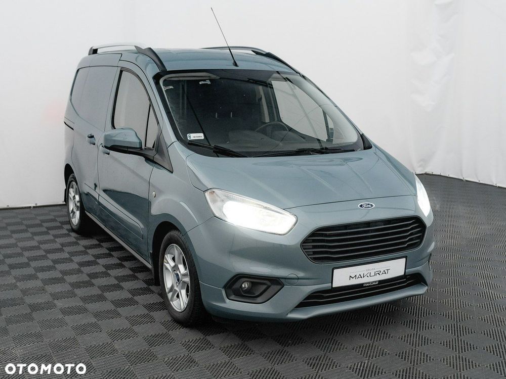 Ford Transit Courier - 4
