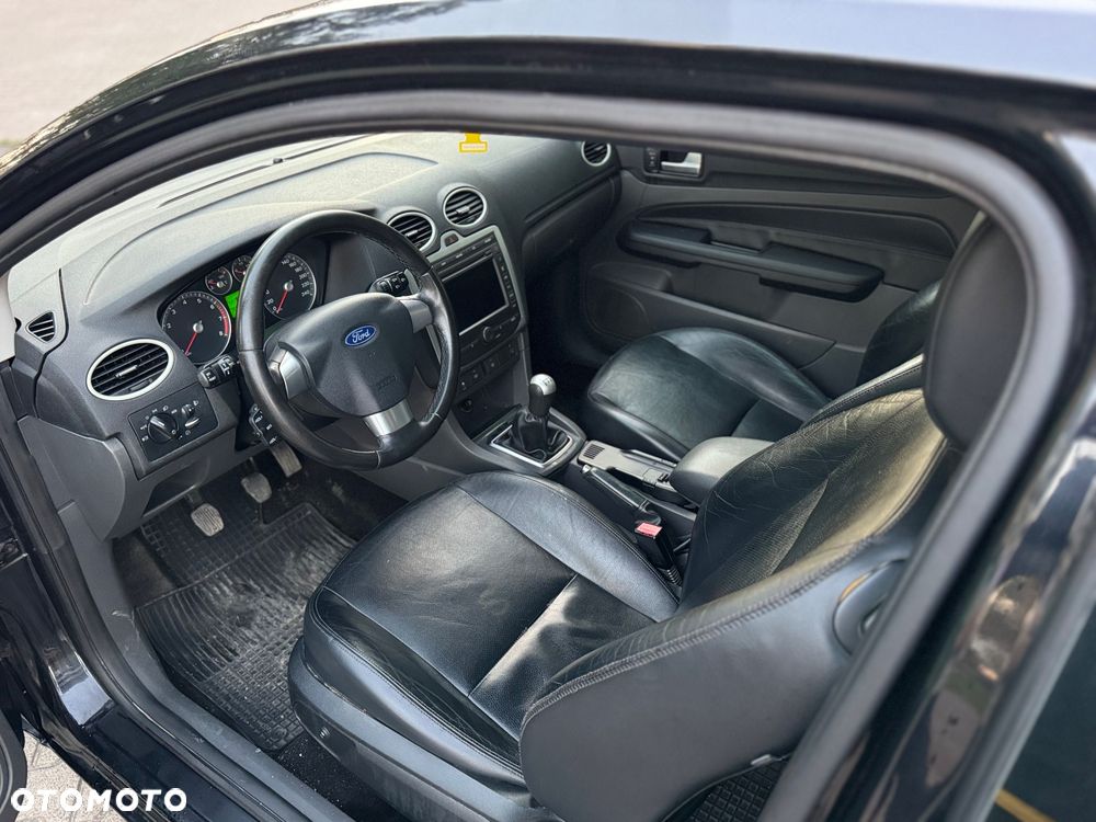 Ford Focus - 10