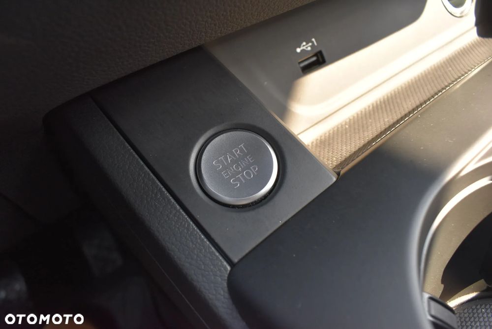 Audi A4 Avant 35 TDI mHEV S tronic - 28