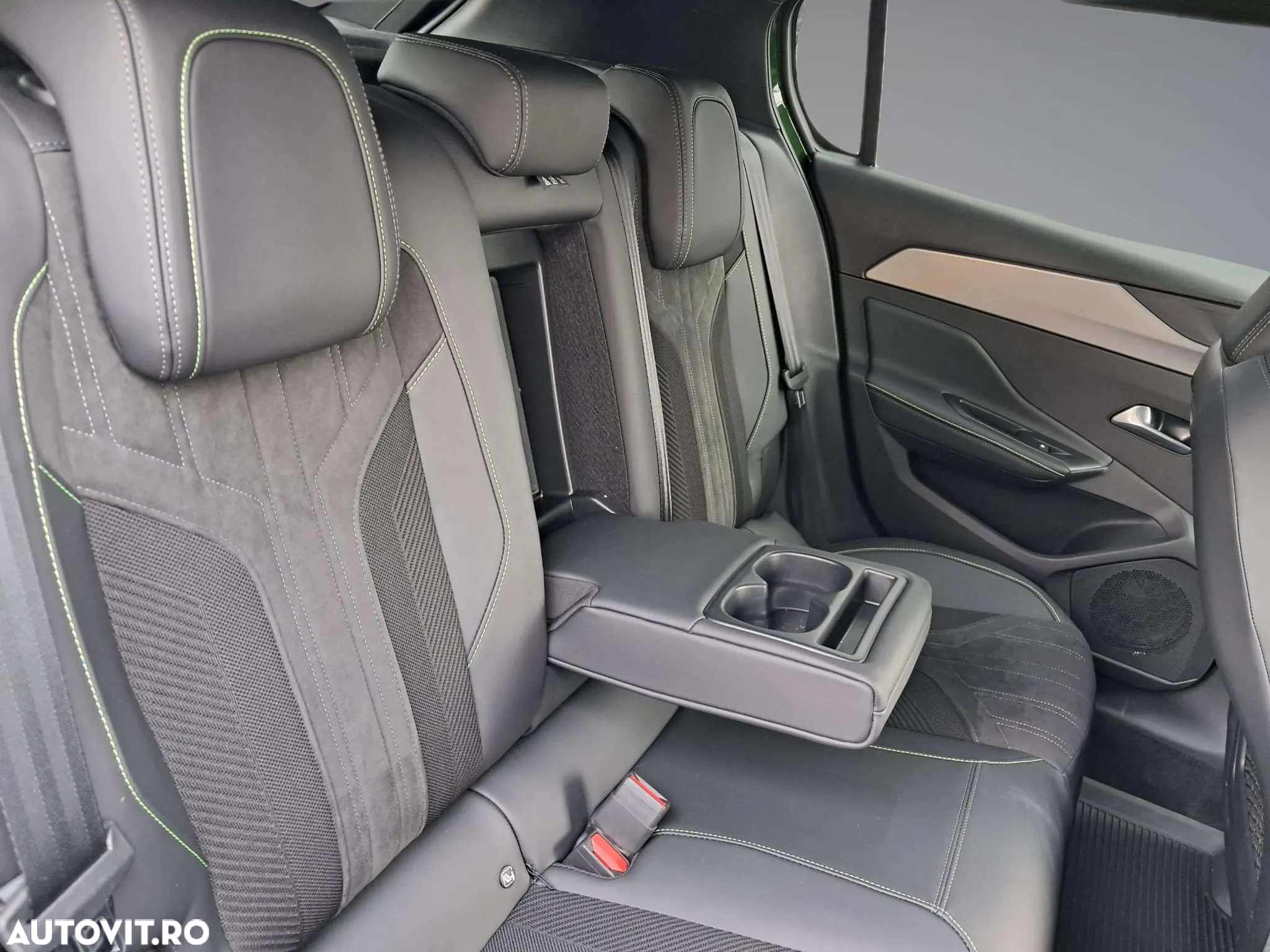 Peugeot 308 1.2L PureTech 130 S&S EAT8 GT - 16