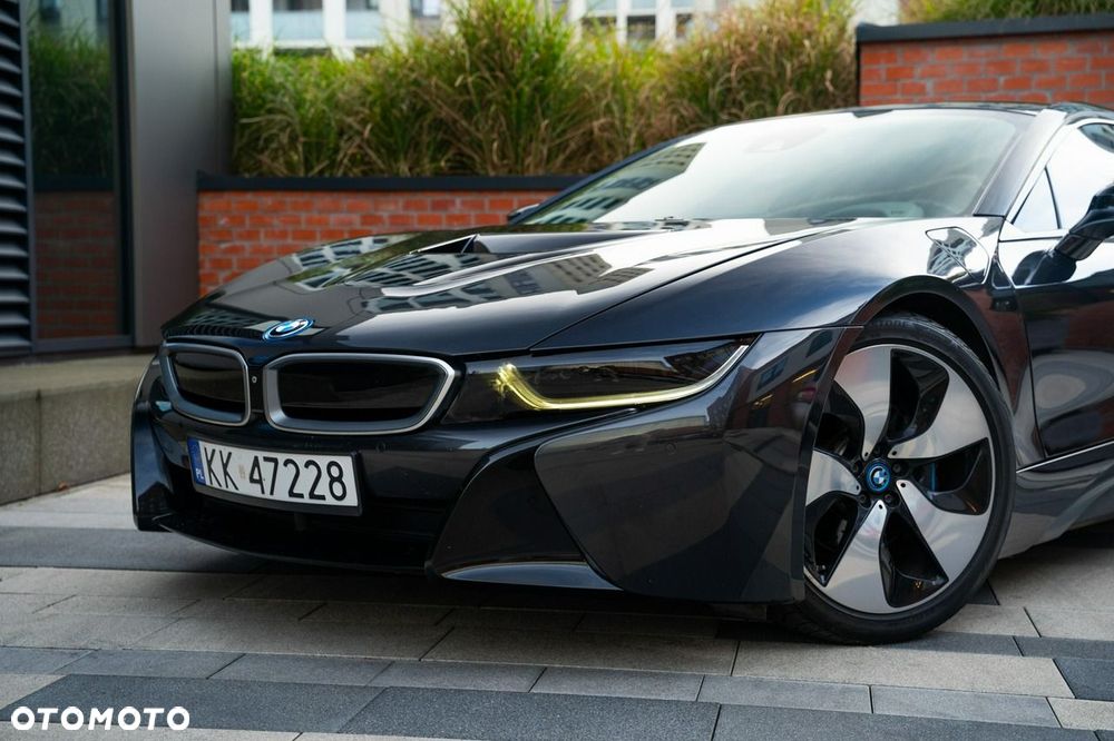 BMW i8 Standard - 36