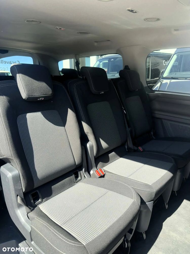 Volkswagen Caravelle - 15