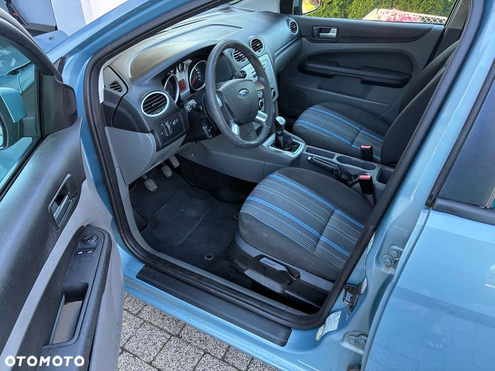 Ford Focus 1.8 TDCi Trend + - 10