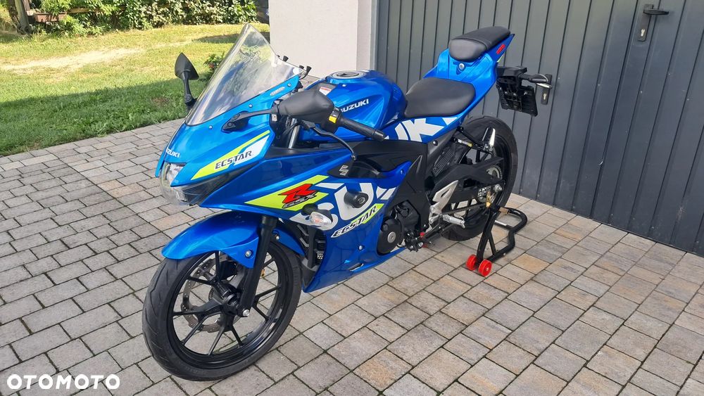Suzuki GSX-R - 7