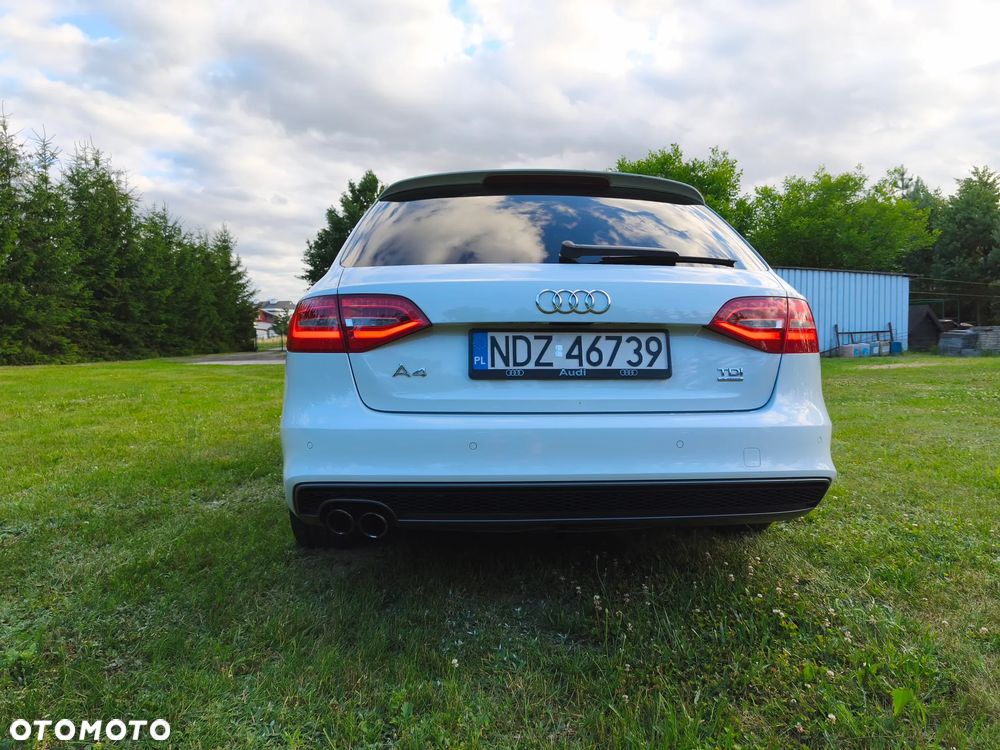 Audi A4 Avant 2.0 TDI Quattro S tronic - 10