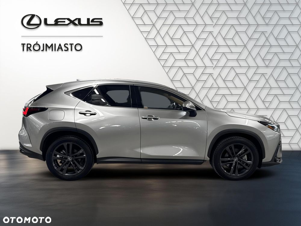 Lexus NX - 7