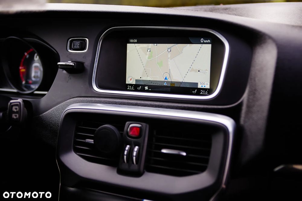 Volvo V40 D2 RDesign - 27