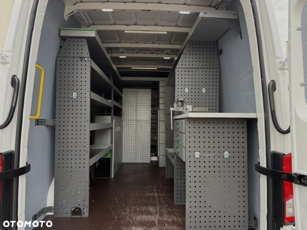 Volkswagen Crafter Zabudowa Warsztatowa L2H2 - 14