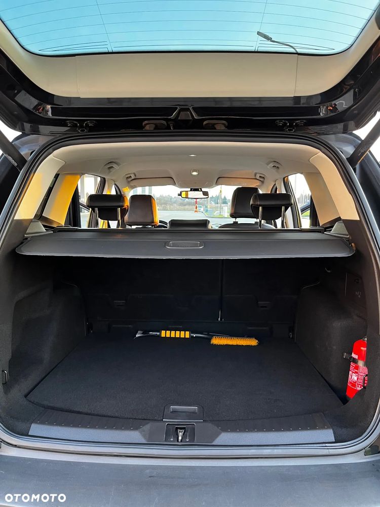 Ford Kuga 2.0 TDCi 4x4 Titanium - 16