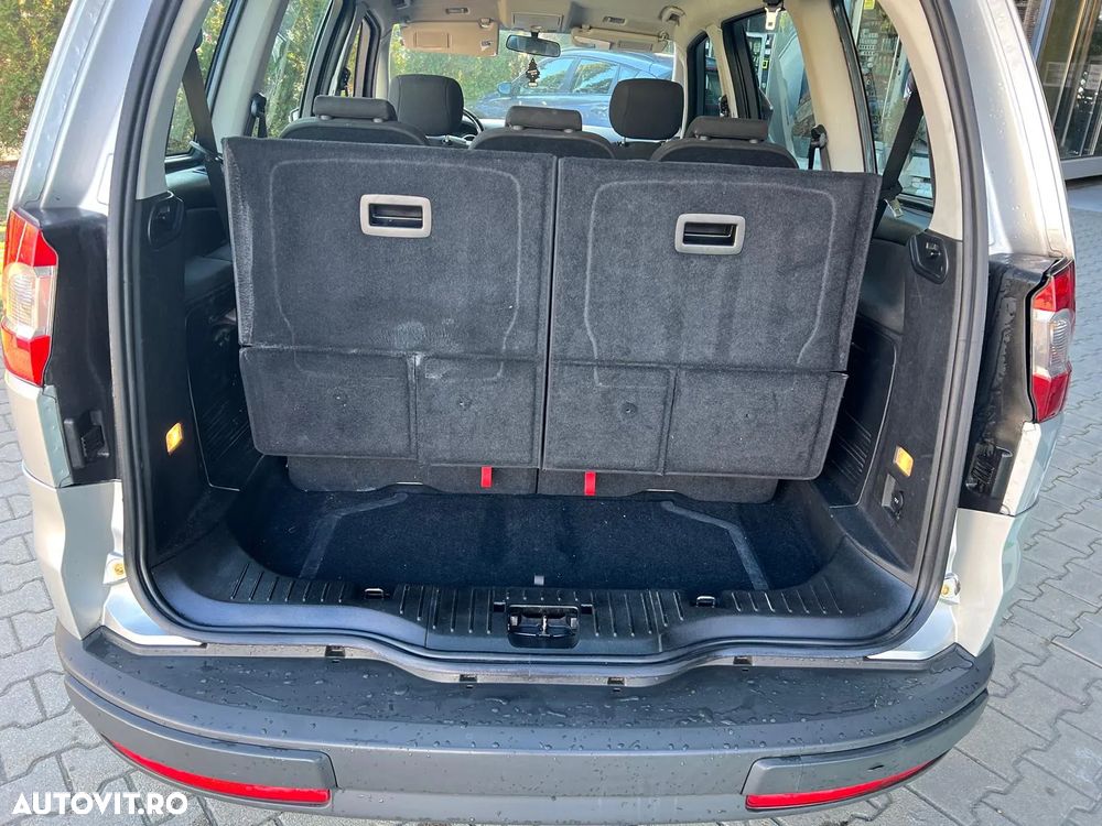 Ford Galaxy 2.0 TDCi DPF Ghia - 13