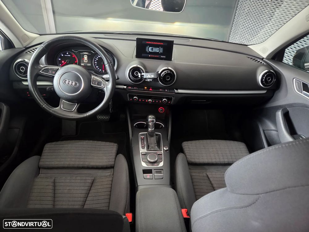 Audi A3 Sportback 2.0 TDI (clean diesel) S tronic S line Sport Pack - 9