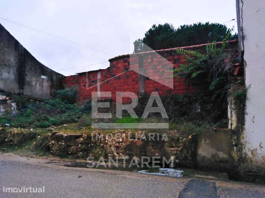 Terreno para construção, em Trêmes - Grande imagem: 3/7