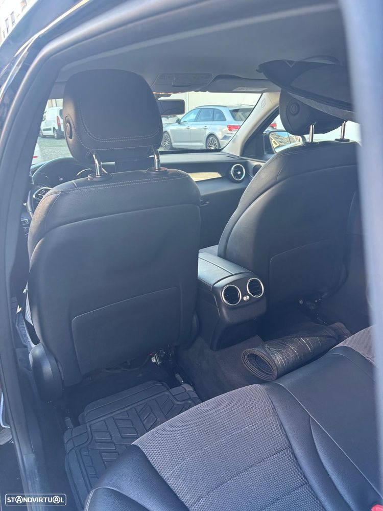 Mercedes-Benz C 220 d Avantgarde - 11