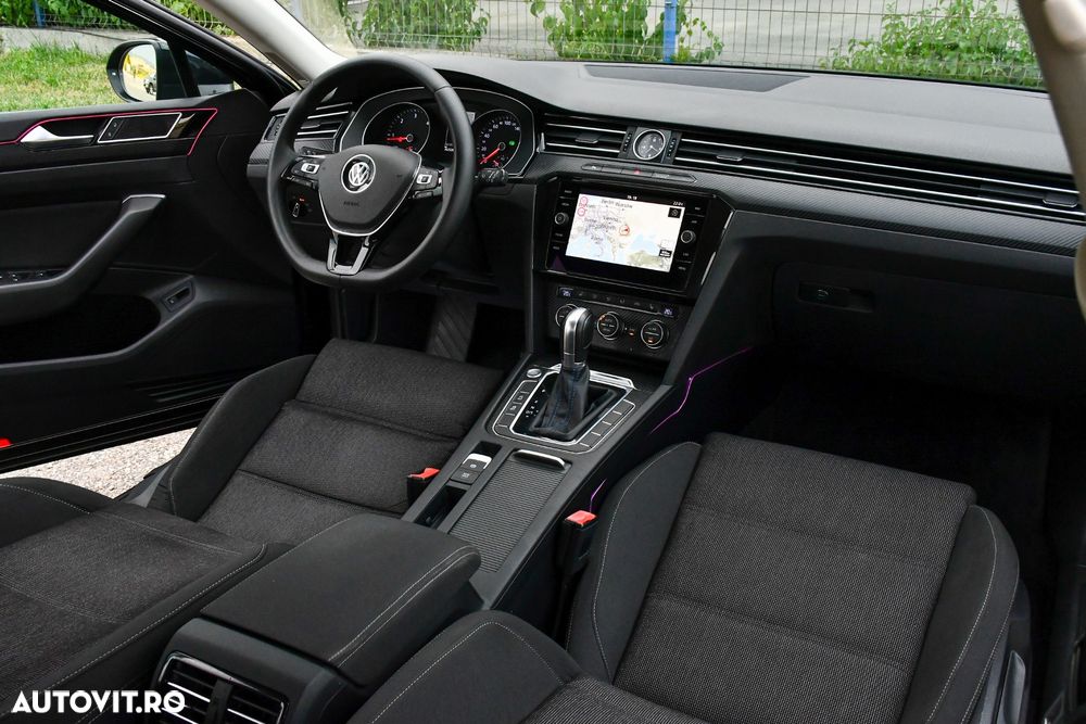 Volkswagen Passat 2.0 TDI DSG Comfortline - 15