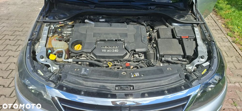 Renault Latitude 3.0 V6 dCi Initiale - 8
