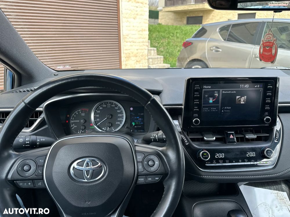 Toyota Corolla 1.8 Comfort - 8