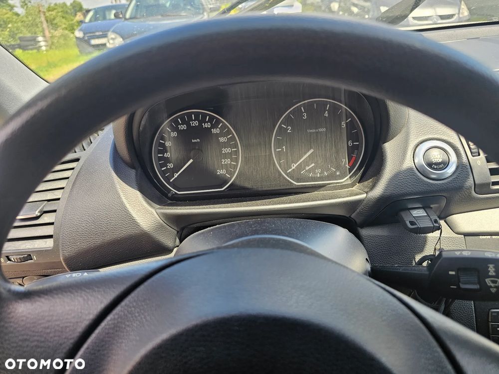 BMW Seria 1 116i - 6