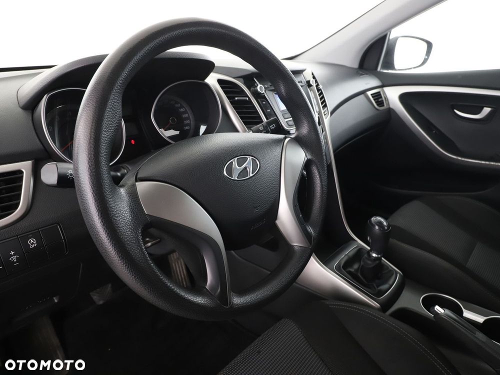 Hyundai i30 - 12