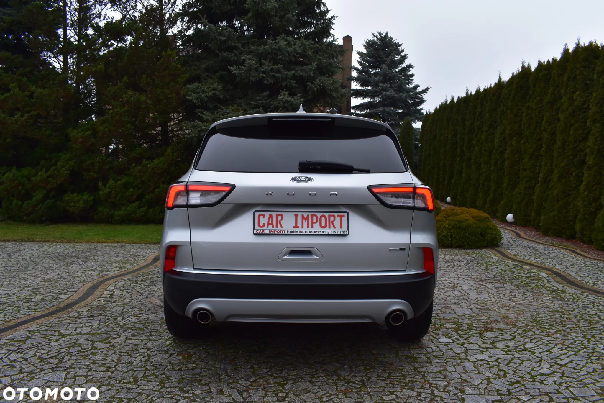Ford Kuga 2.0 TDCi 2x4 Titanium - 24