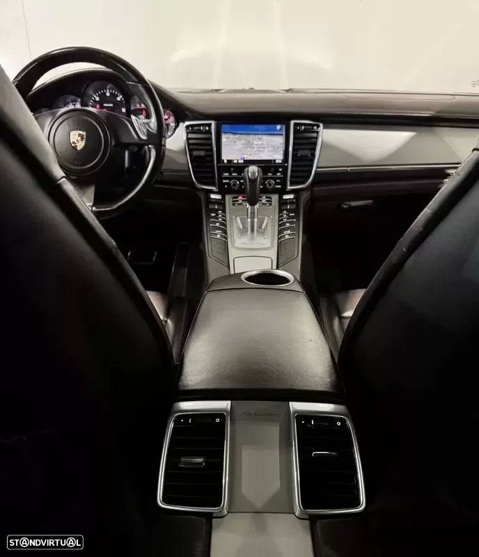 Porsche Panamera - 55