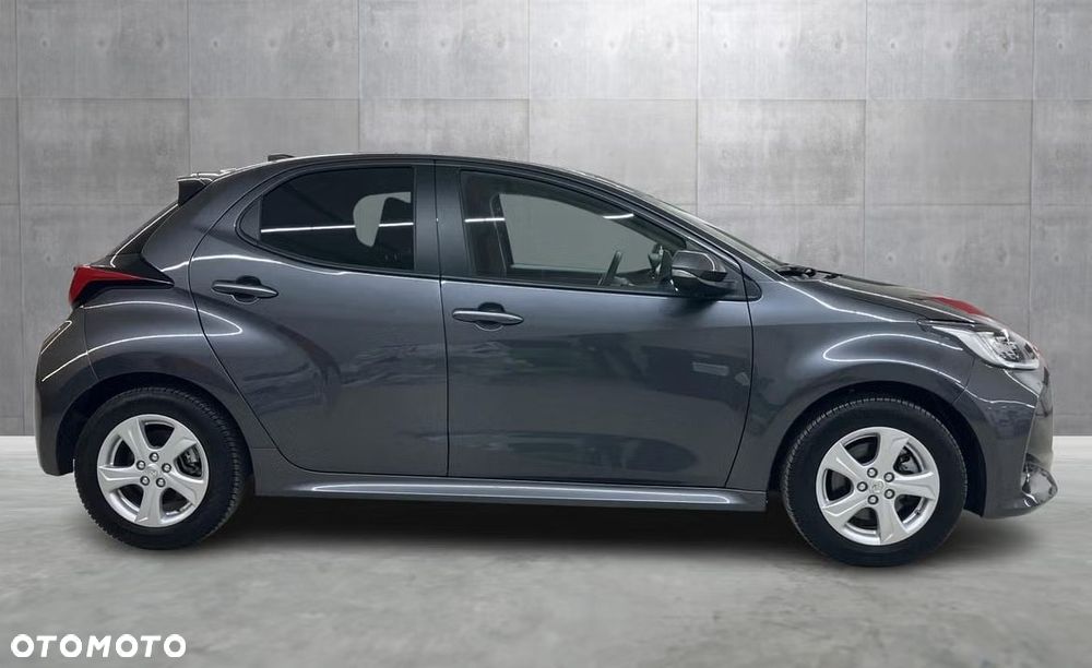 Toyota Yaris - 8