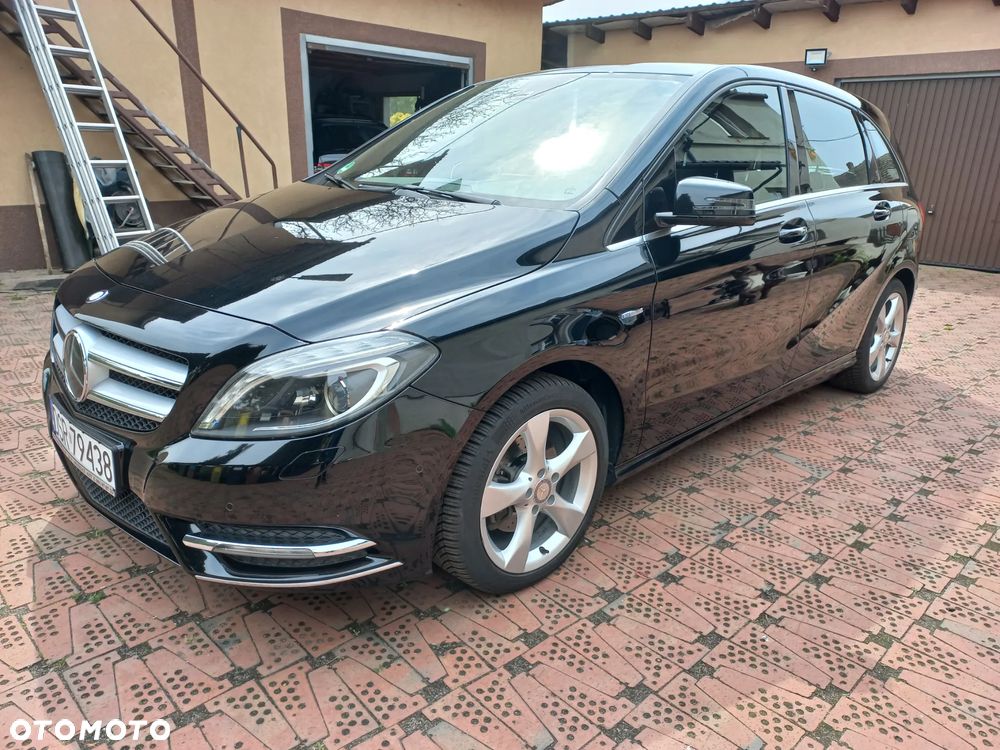 Mercedes-Benz Klasa B 180 CDI (BlueEFFICIENCY) 7G-DCT - 3